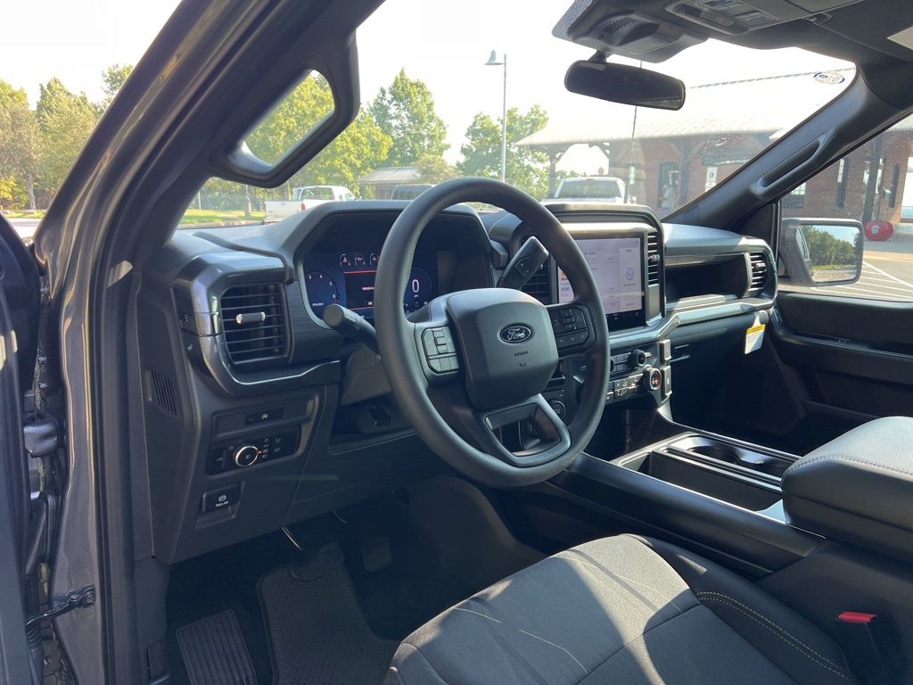 2025 Ford F-150 STX photo 13