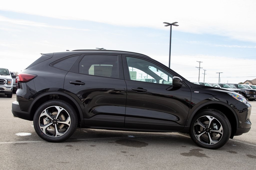 2025 Ford Escape ST-Line Select photo 5