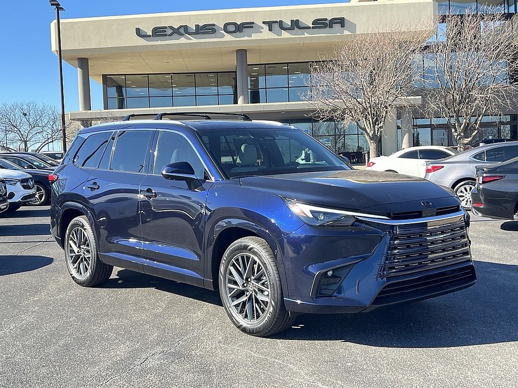 2025 Lexus TX Premium's photo