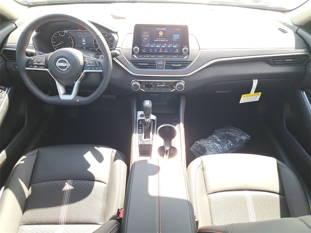 2025 Nissan Altima 2.5 SR photo 16
