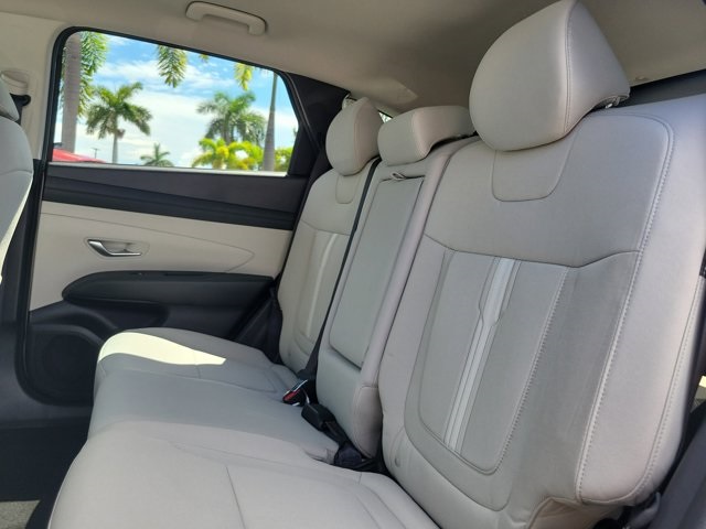 2026 Hyundai Tucson SEL photo 7