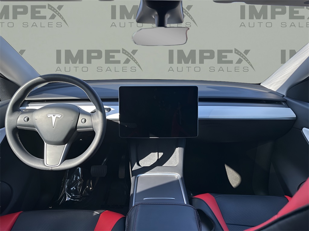 Used 2021 White Tesla Long Range image 13