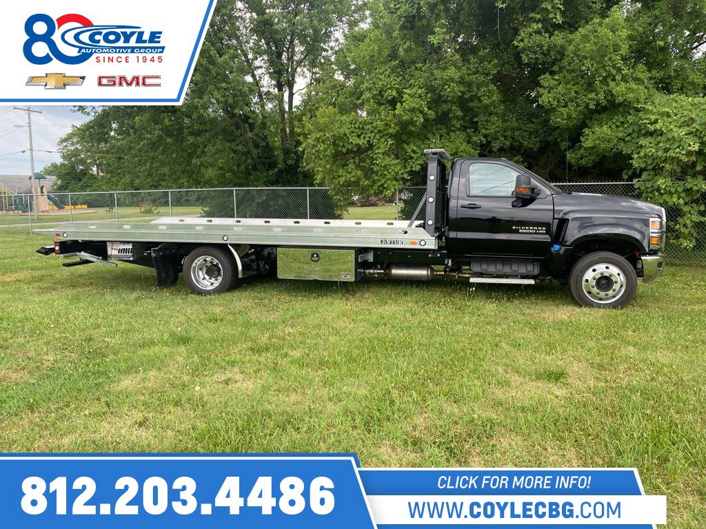 2023 Chevrolet Silverado 4500 Medium Duty Chassis Cab's photo