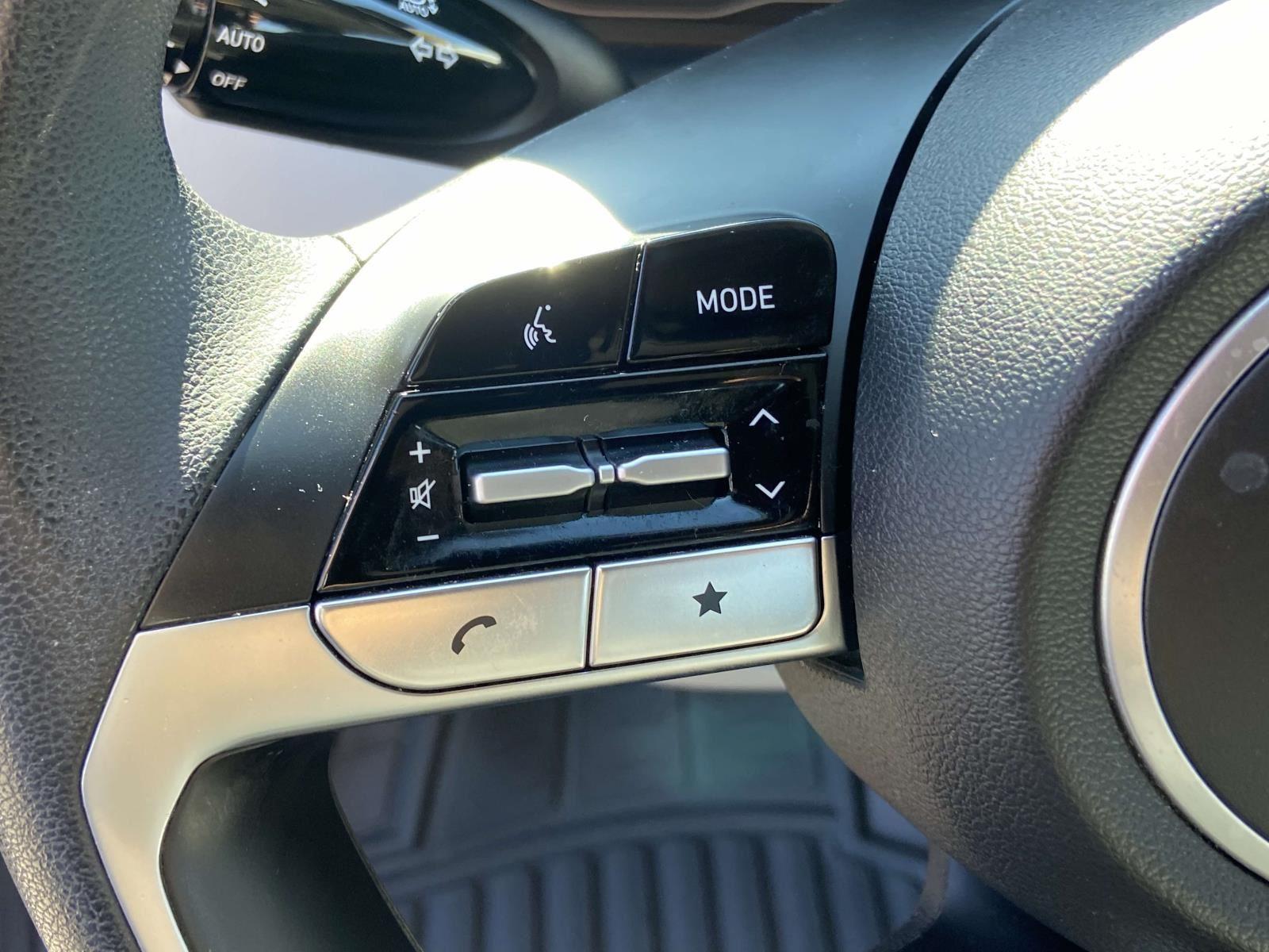 2022 Hyundai Tucson SE photo 9