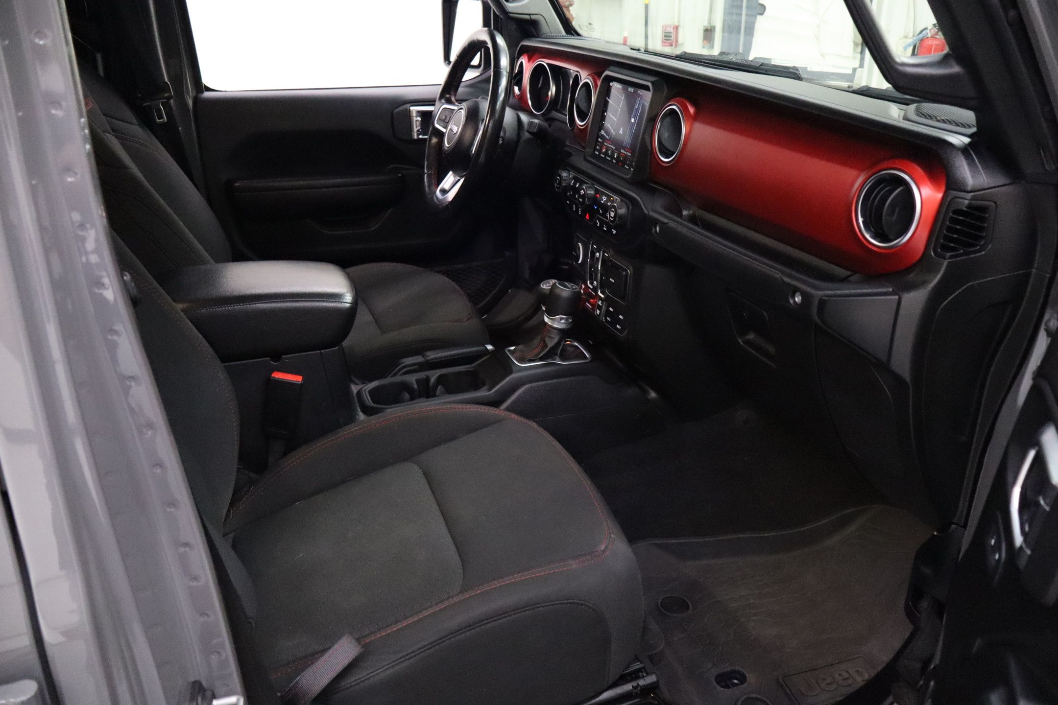 2021 Jeep Gladiator Rubicon photo 22