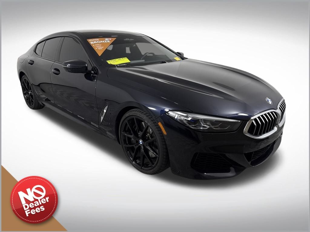 2022 BMW 8 Series 840i's photo