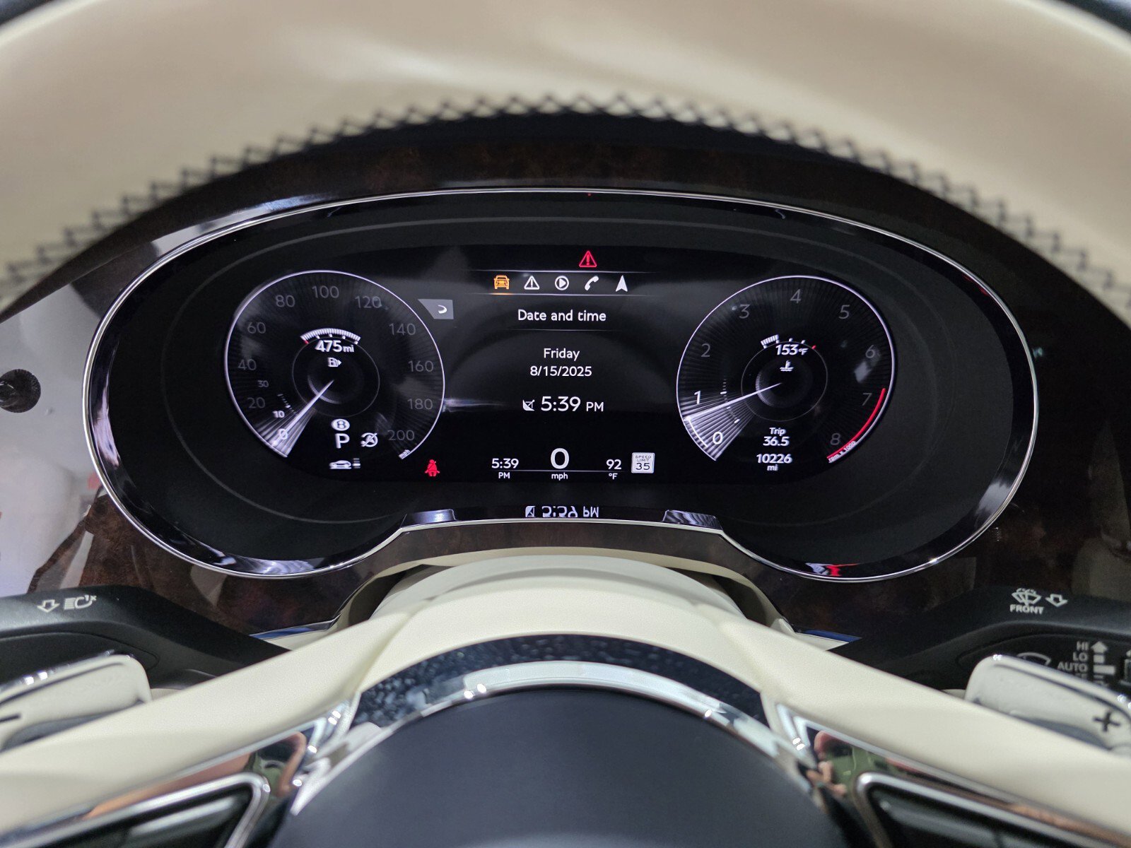 2023 Bentley Bentayga EWB Azure Mulliner photo 15
