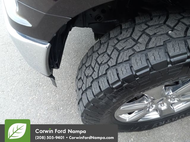 Used 2018 Red Ford XLT image 33