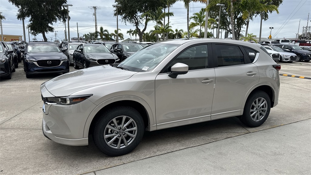 2025 Mazda CX-5 2.5 S Preferred photo 9