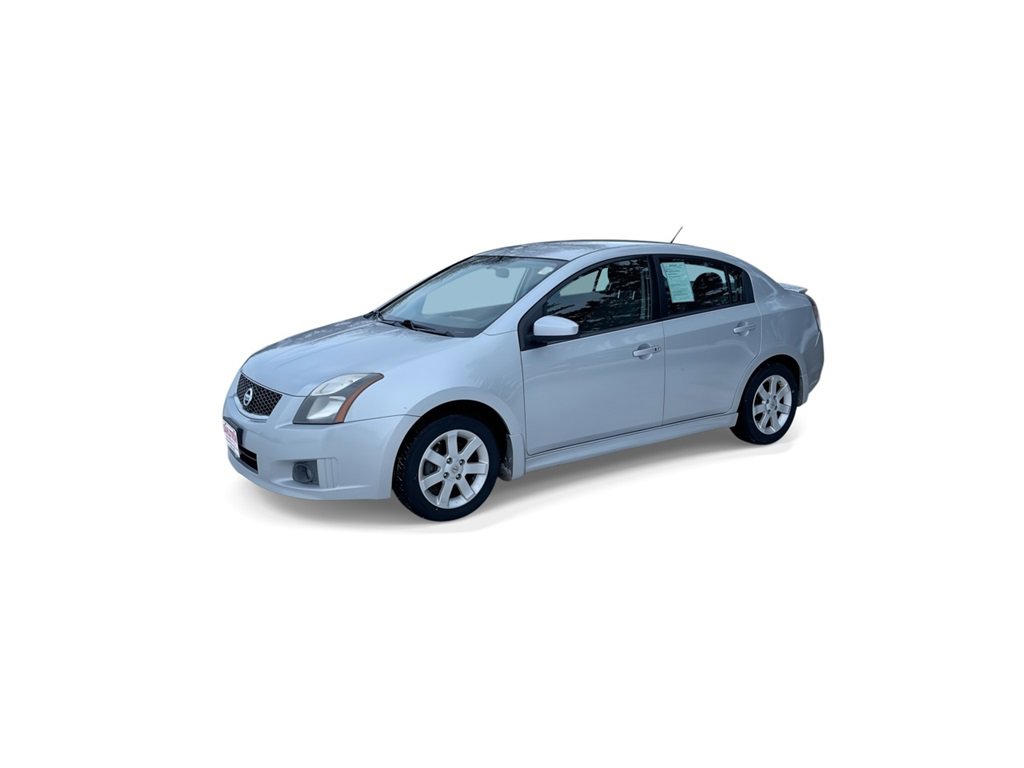 2011 Nissan Sentra SR's photo