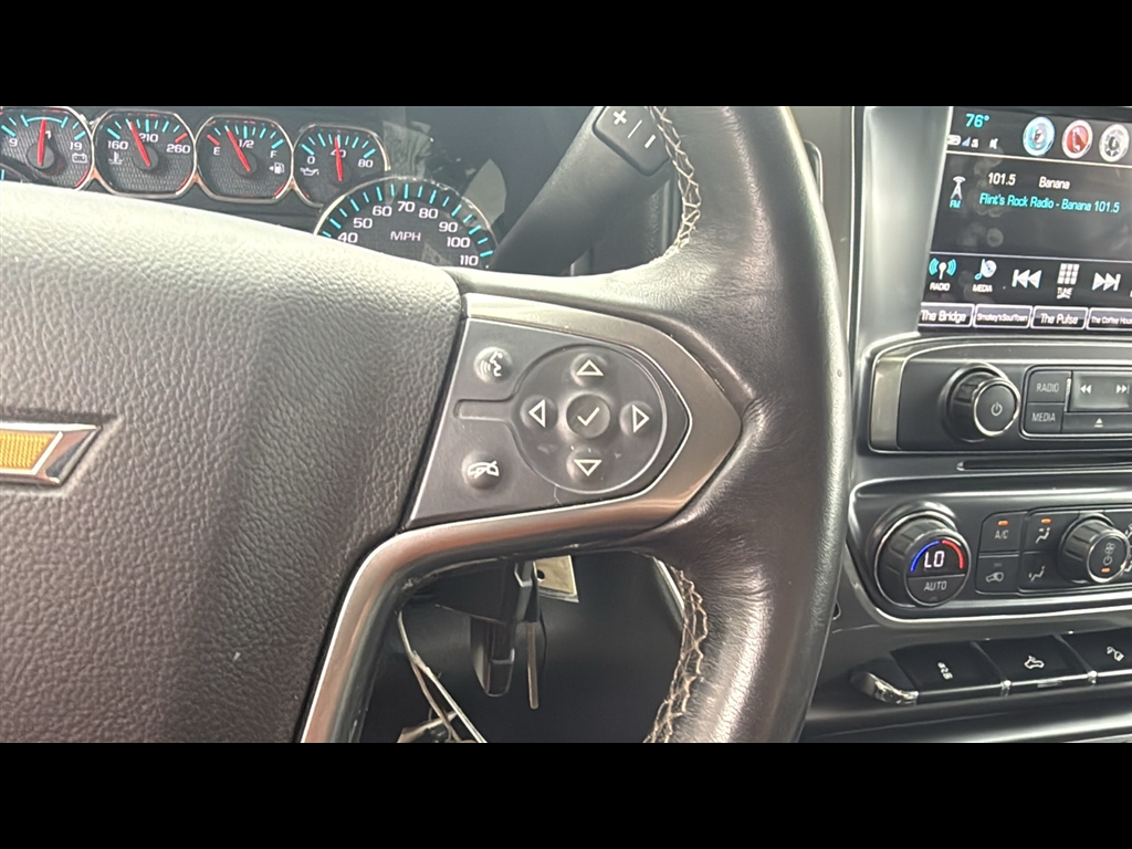 2018 Chevrolet Silverado LT photo 14