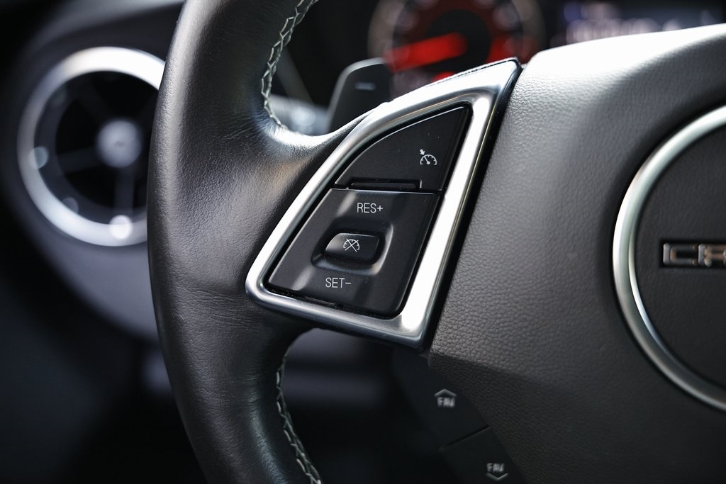 2022 Chevrolet Camaro 2LT photo 29