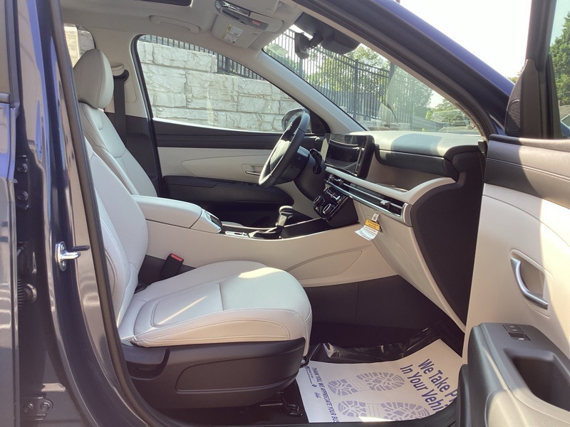 2025 Hyundai Tucson SEL Convenience photo 16