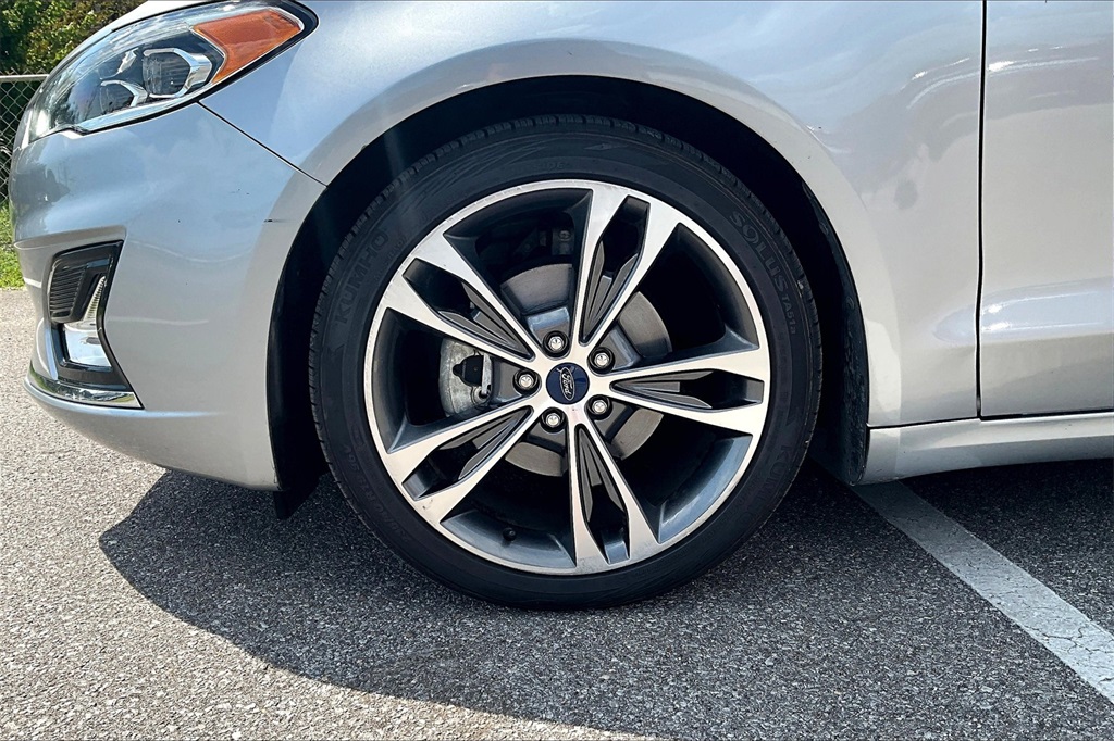 2020 Ford Fusion Titanium photo 33