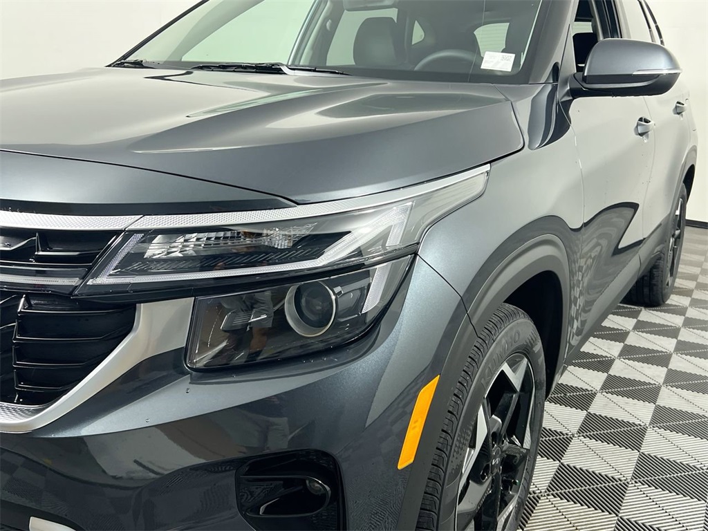 2026 Kia Seltos S photo 9