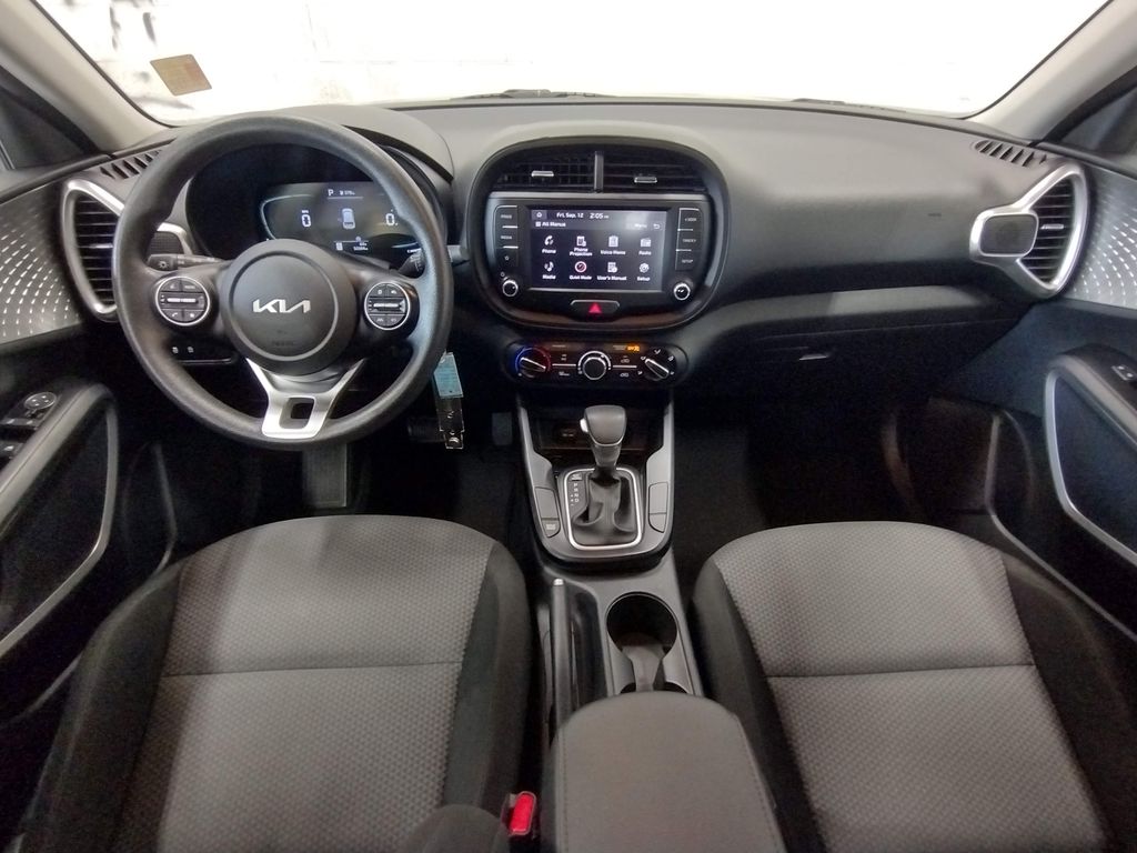 2023 Kia Soul LX photo 30