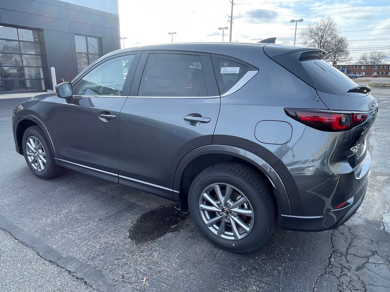 2025 Mazda CX-5 2.5 Select photo 3