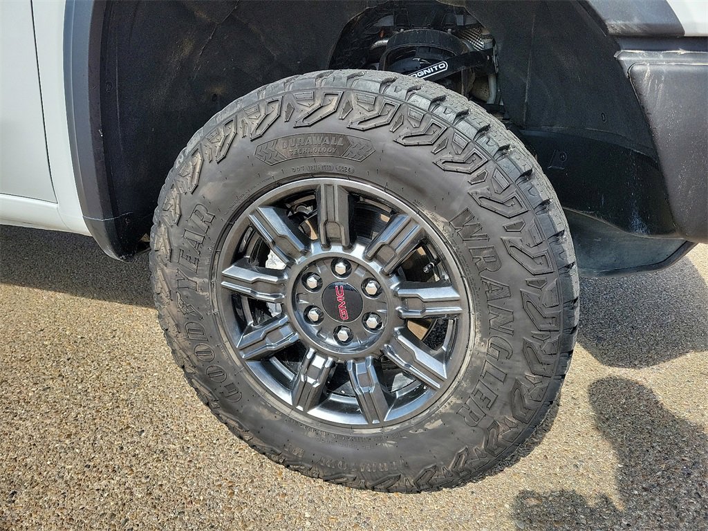 2024 Gmc Sierra 1500 AT4X photo 14