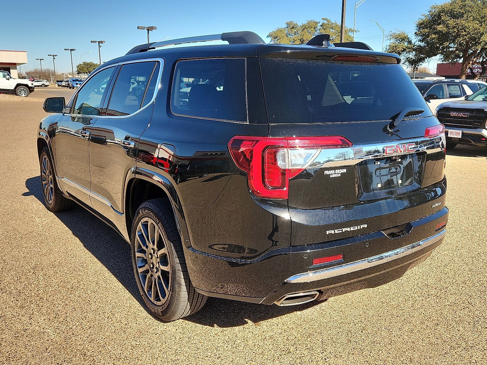 2023 Gmc Acadia Denali photo 2