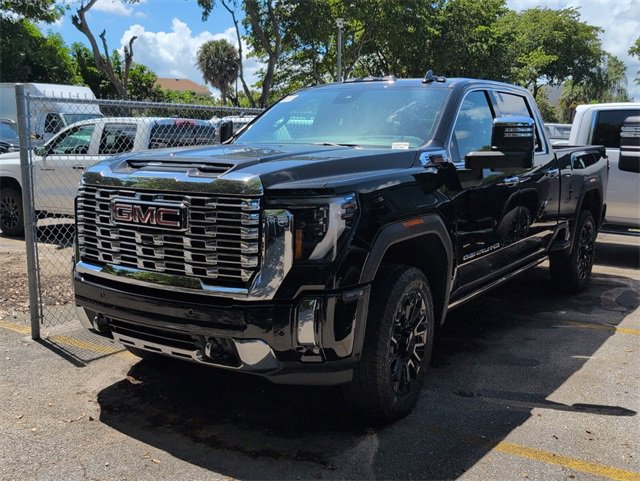 2025 Gmc Sierra 2500 HD Denali photo 4