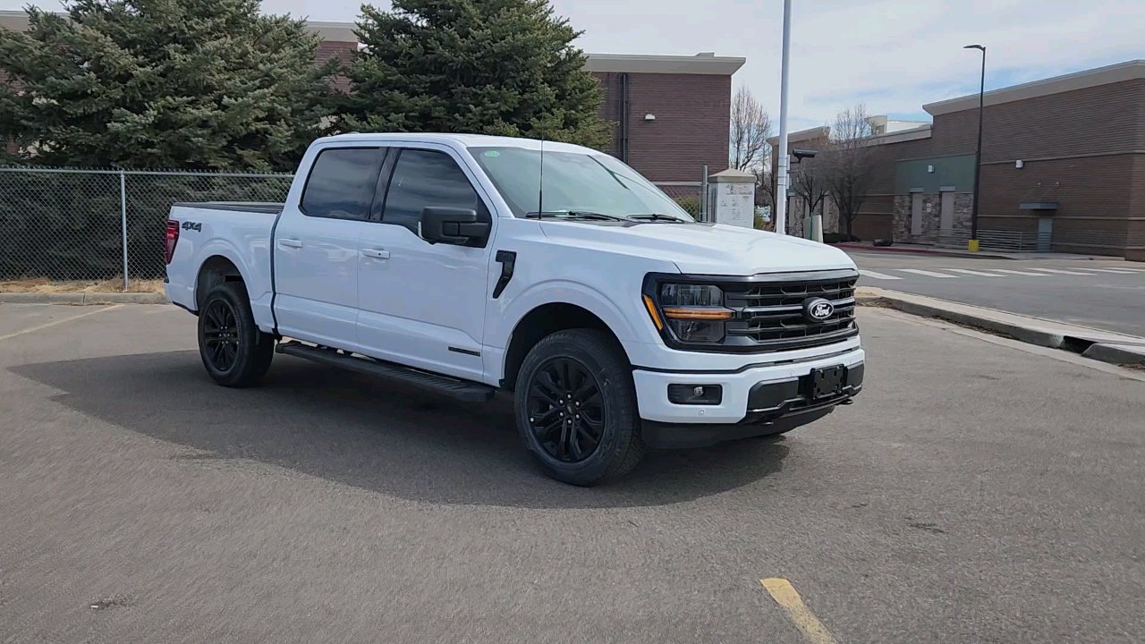 2025 Ford F-150 XLT photo 8