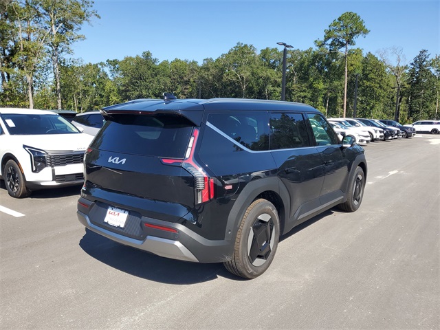 2026 Kia EV9 Wind photo 3
