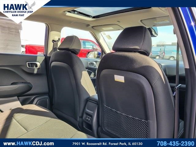 2025 HYUNDAI VENUE - Image 27