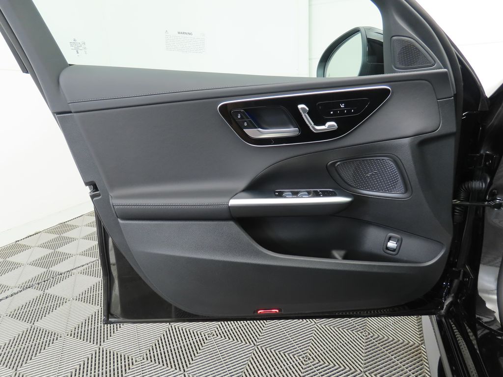 2025 Mercedes Benz C 300 photo 25