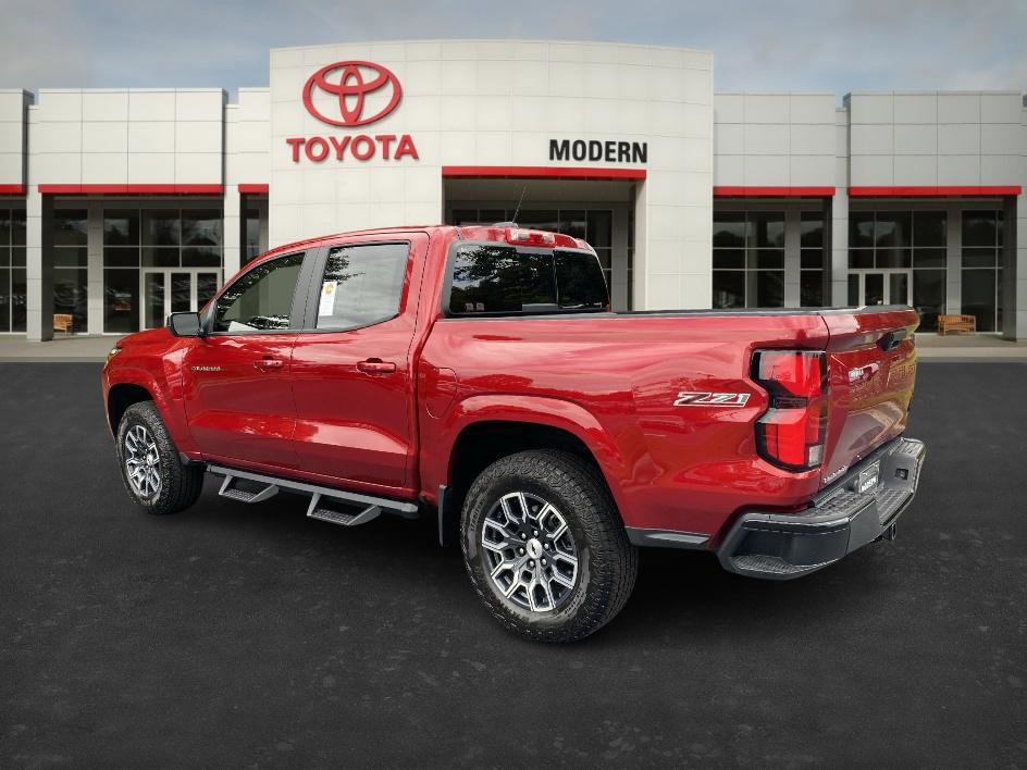 2024 Chevrolet Colorado Z71 photo 3