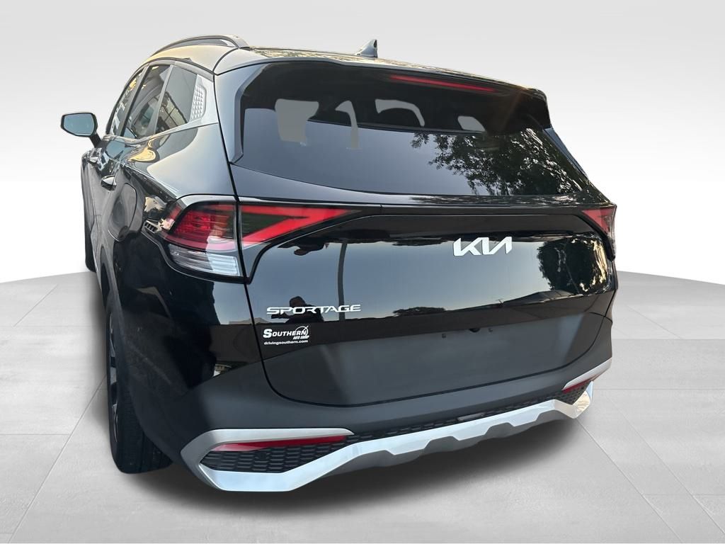 2025 Kia Sportage EX photo 17