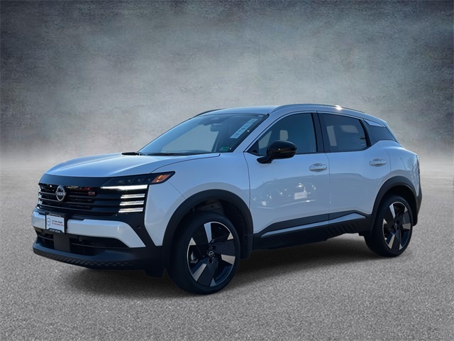 2026 Nissan Kicks SR photo 3