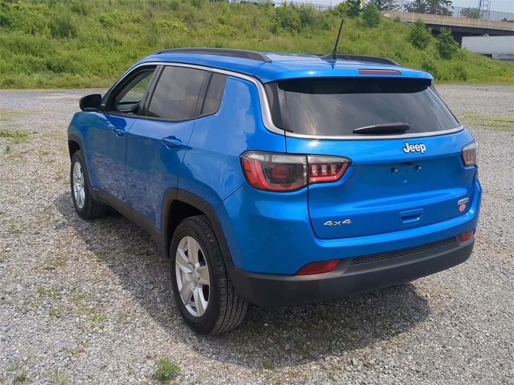 2022 Jeep Compass Latitude photo 5
