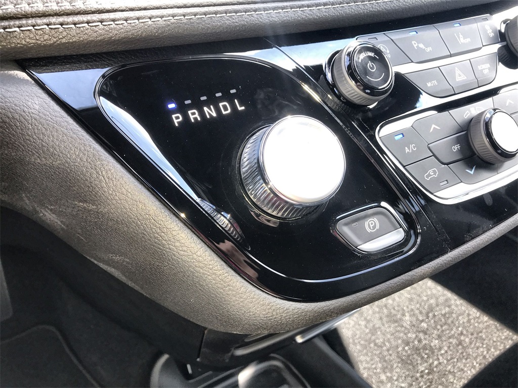 2026 Chrysler Pacifica photo 20