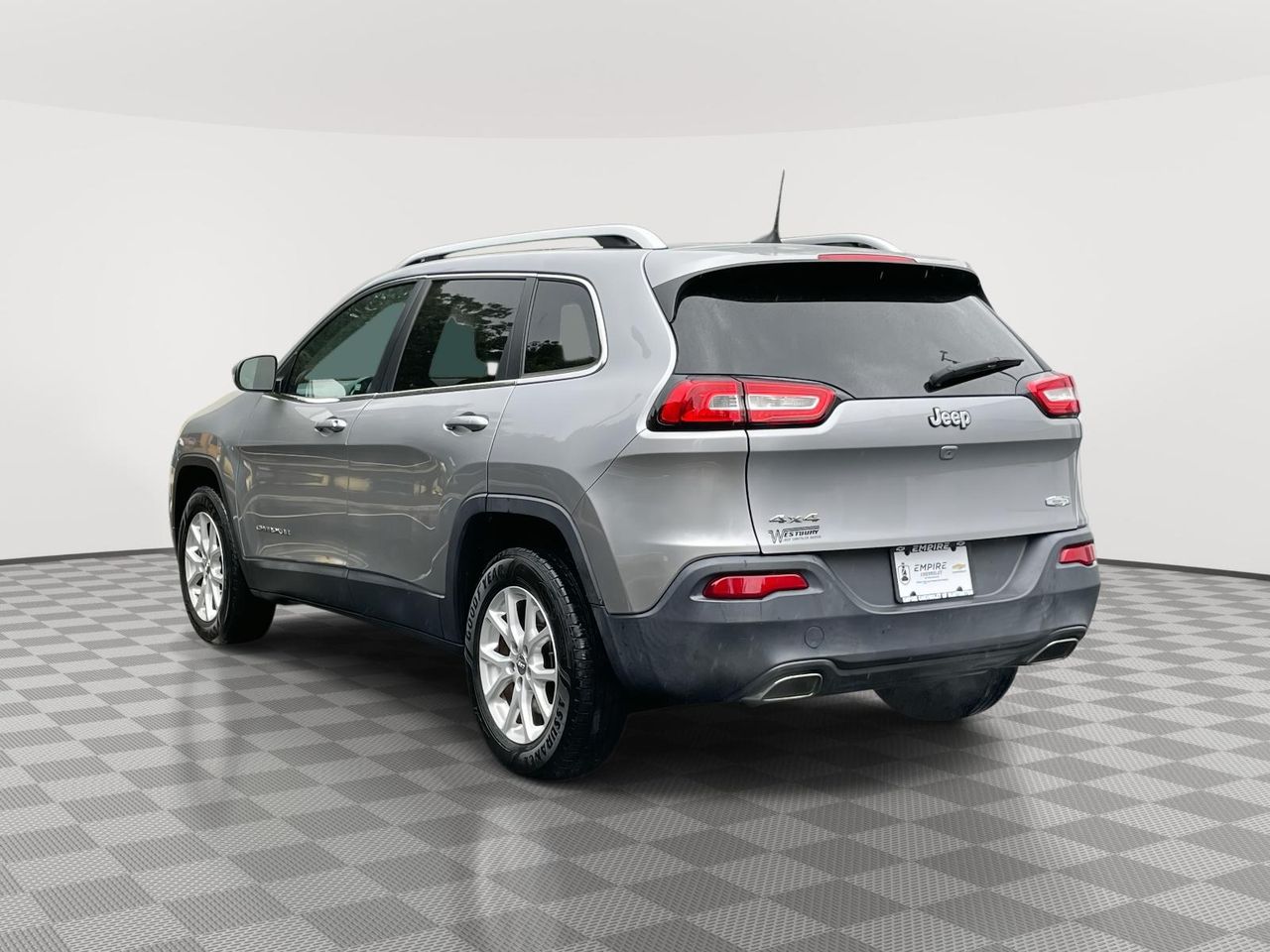 2017 Jeep Cherokee Latitude photo 2
