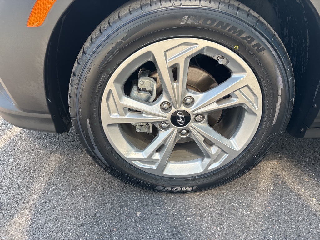 2023 Hyundai Kona SEL photo 23