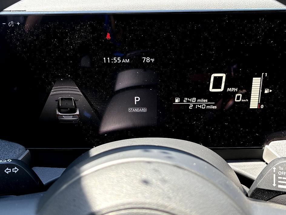 2025 Nissan Kicks SV photo 19