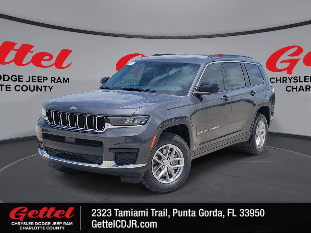 2025 Jeep Grand Cherokee L Laredo's photo