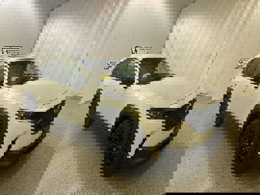 2025 Mazda CX-50 Premium's photo