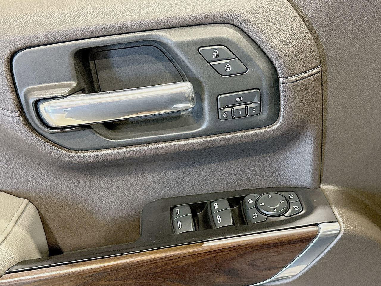 2019 Gmc Sierra 1500 SLT photo 22