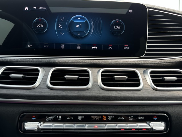2022 Mercedes Benz GLE 350 4MATIC photo 13
