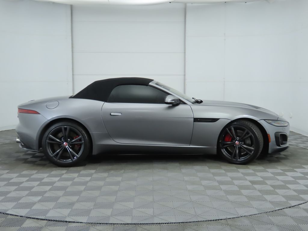 2021 Jaguar F-TYPE R photo 11