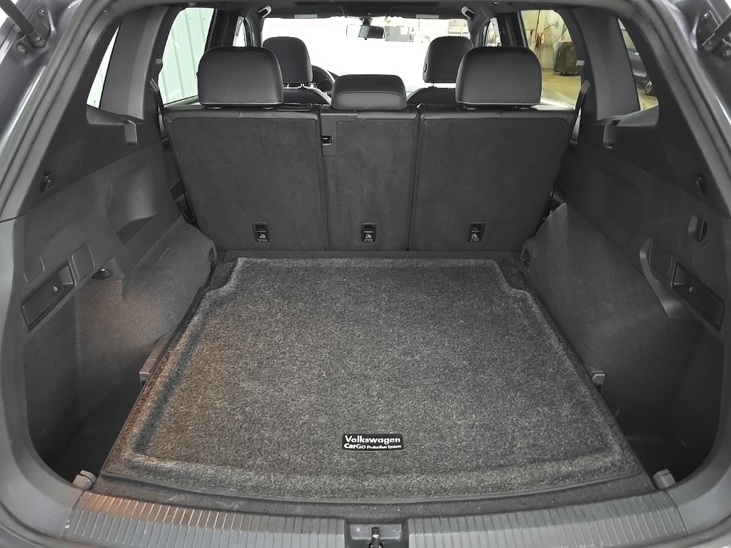 2021 Volkswagen Tiguan SE R-Line Black photo 11