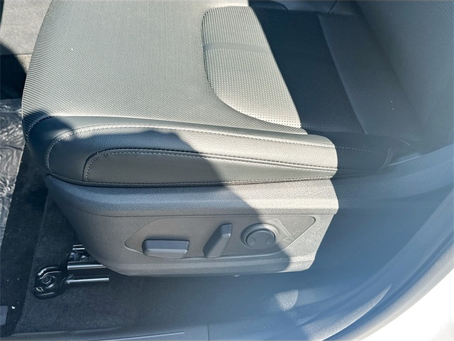 2026 Kia Sportage EX photo 17