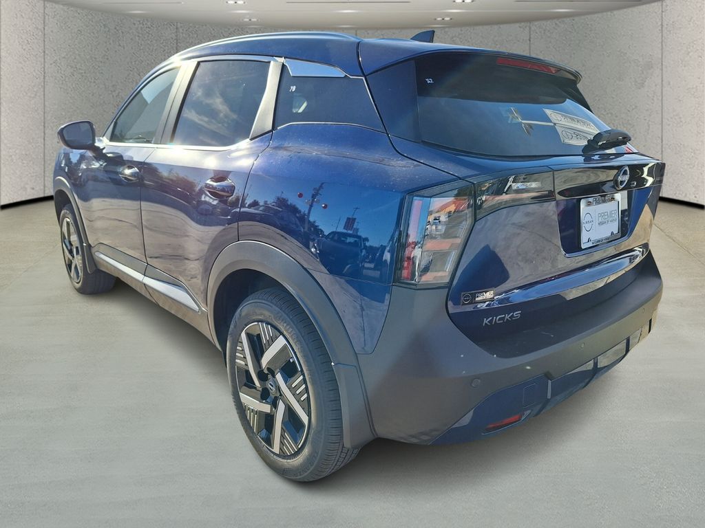 2026 Nissan Kicks SV photo 3