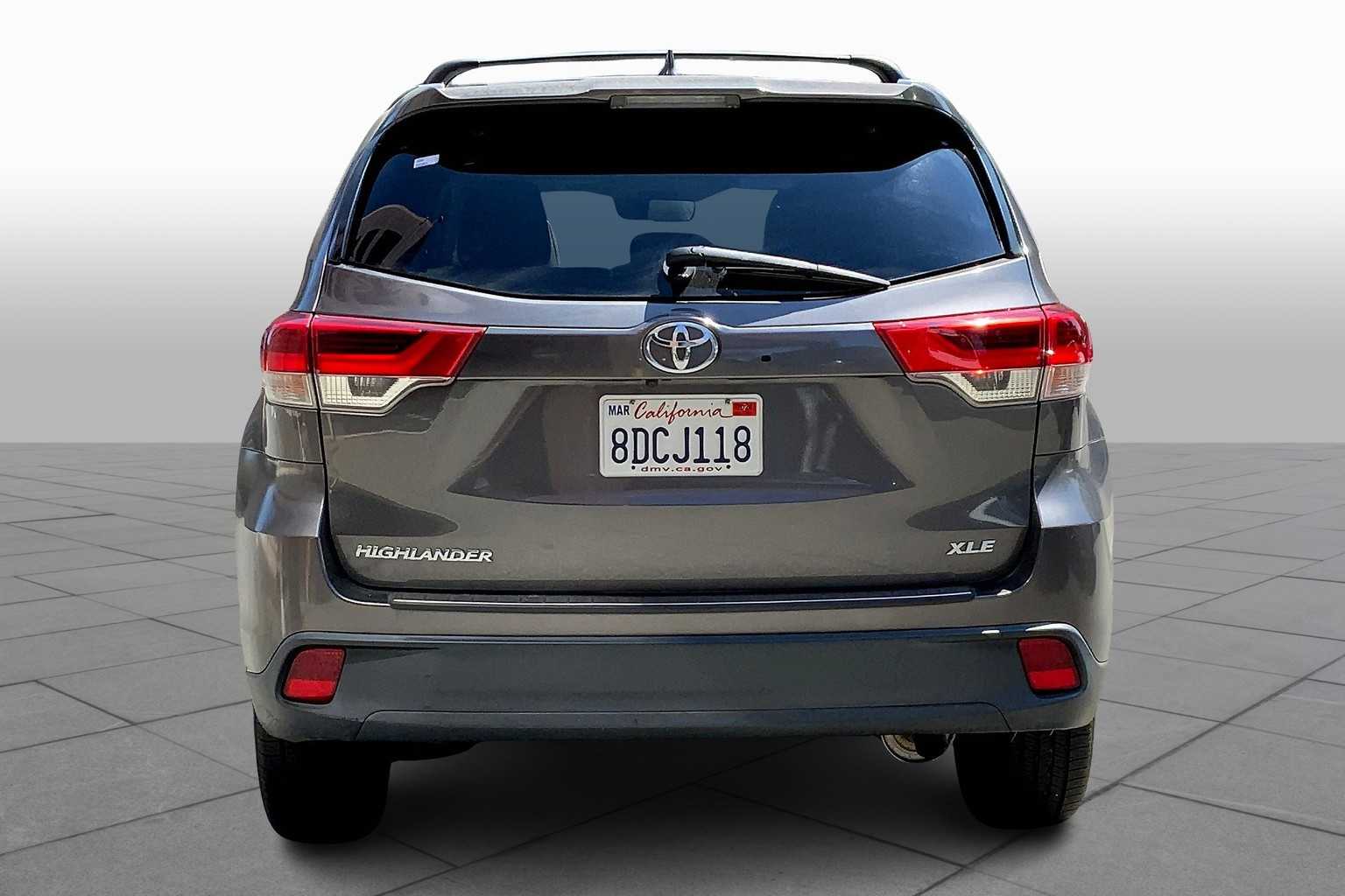 2018 Toyota Highlander XLE photo 4