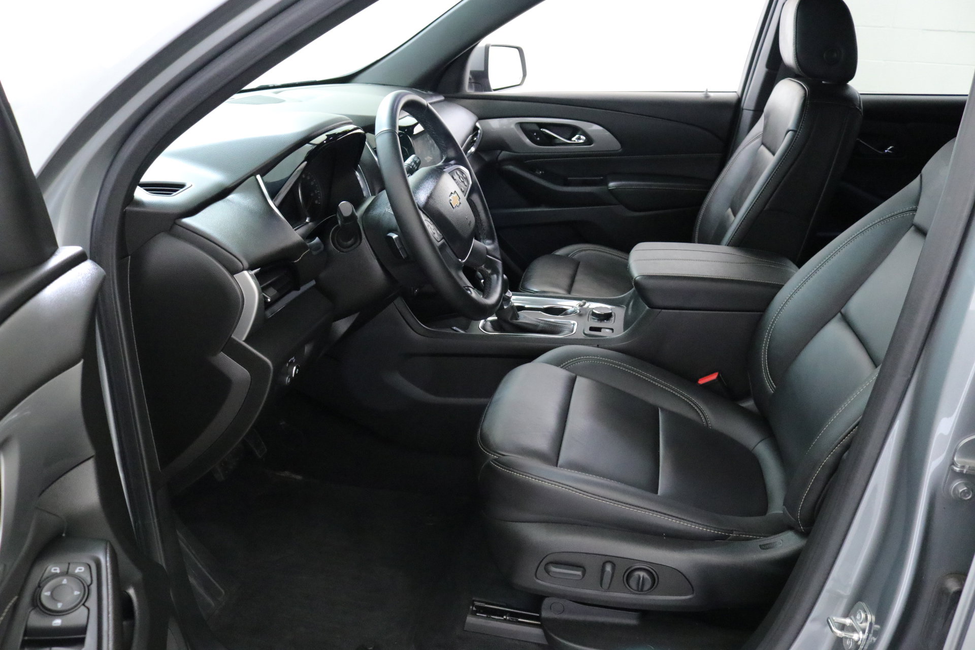 2023 Chevrolet Traverse Leather photo 23