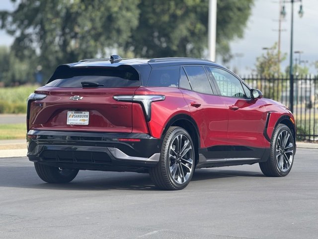 2025 Chevrolet Blazer EV photo 3