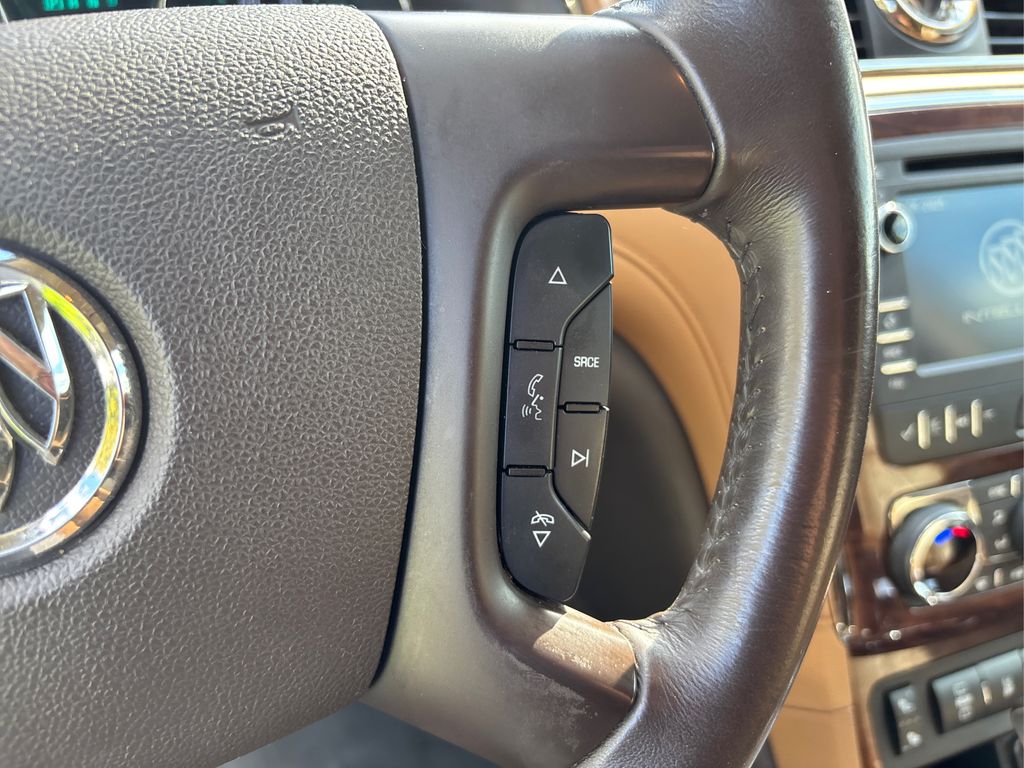 2017 Buick Enclave Leather photo 23