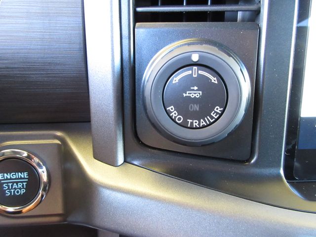 2025 Ford F-150 XLT photo 21