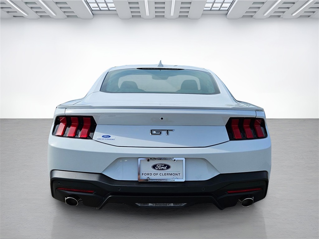 2025 Ford Mustang GT photo 6